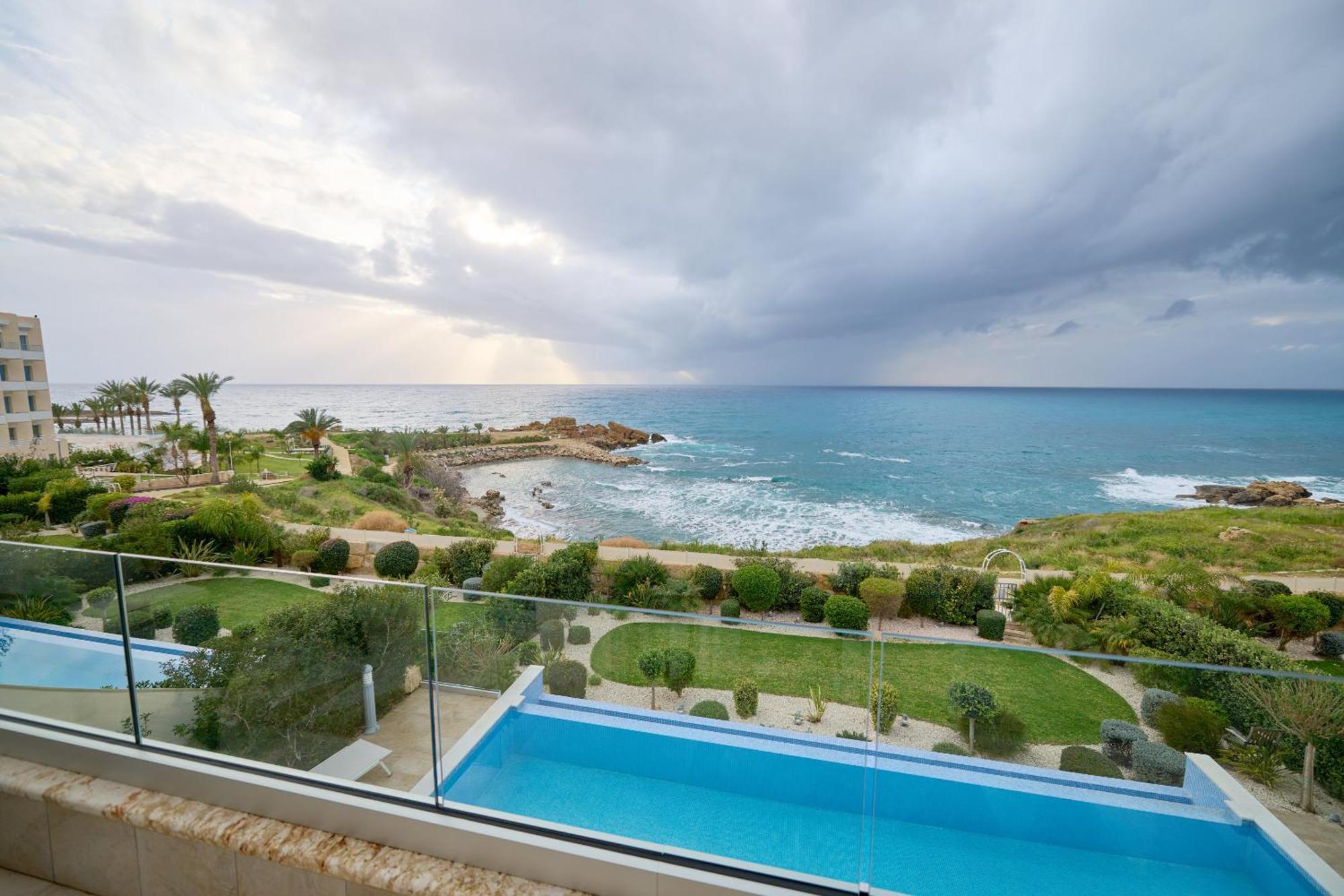 Olymp Luxury Villa D - Luxury Escape With Direct Beach Access And Unique Sunsets Pafos Dış mekan fotoğraf