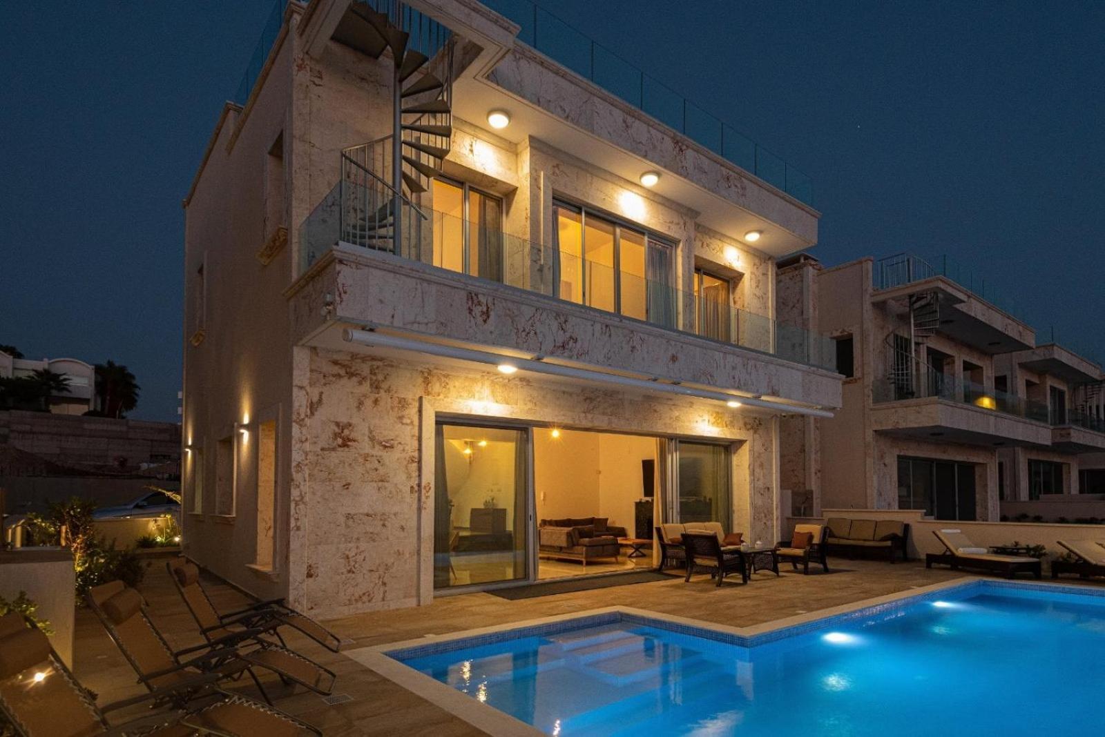 Olymp Luxury Villa D - Luxury Escape With Direct Beach Access And Unique Sunsets Pafos Dış mekan fotoğraf