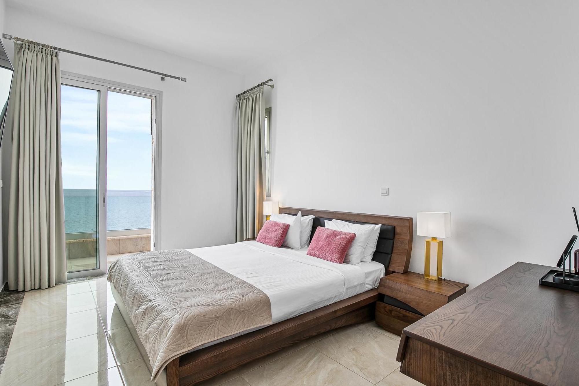 Olymp Luxury Villa D - Luxury Escape With Direct Beach Access And Unique Sunsets Pafos Dış mekan fotoğraf