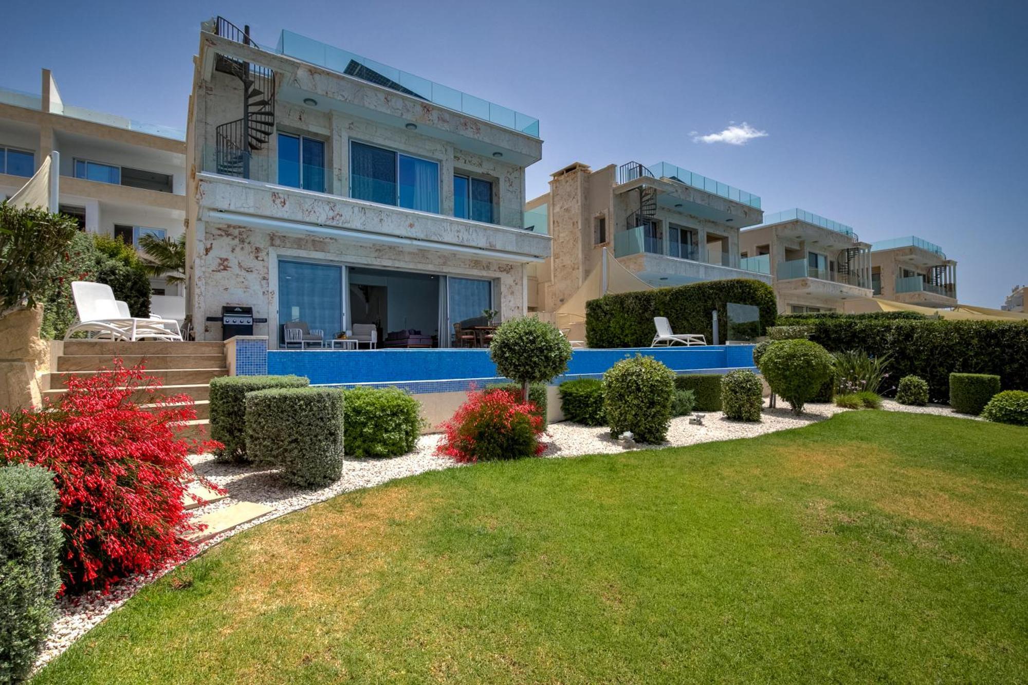 Olymp Luxury Villa D - Luxury Escape With Direct Beach Access And Unique Sunsets Pafos Dış mekan fotoğraf